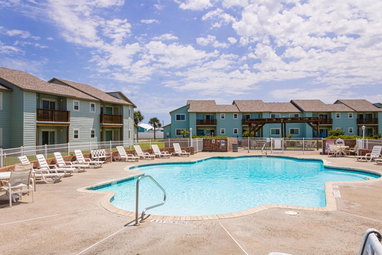 Ah-D213 Newly Remodeled Second Floor Condo, Near Shared Community Pool Port Aransas Bagian luar foto